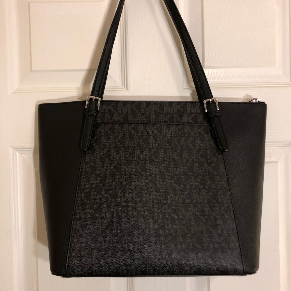 Michael Kors Tote